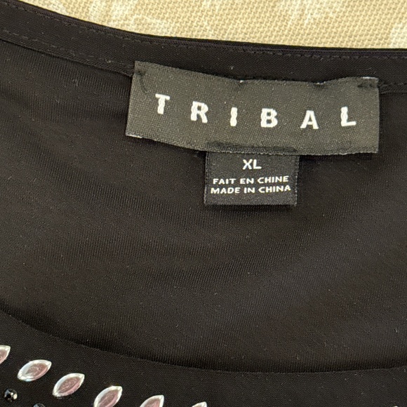 Sleeveless Top - Picture 3 of 5